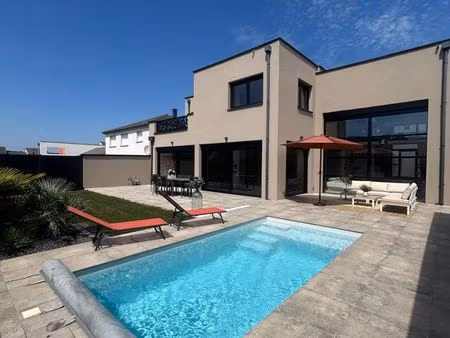 maison contemporaine d’exception – 247 m² – 4 suites – piscine