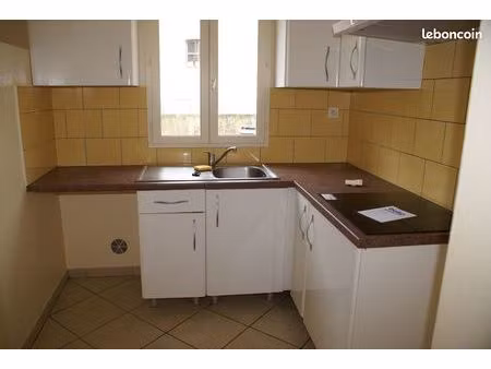 logement t4 centre ville de trie sur baïse