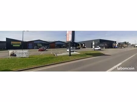 local commercial neuf à louer 400m² emplacement n°1