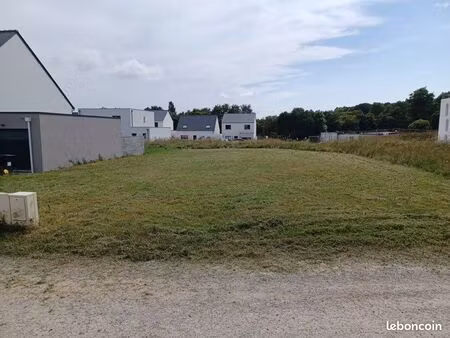 à saisir terrain constructible viabilisé