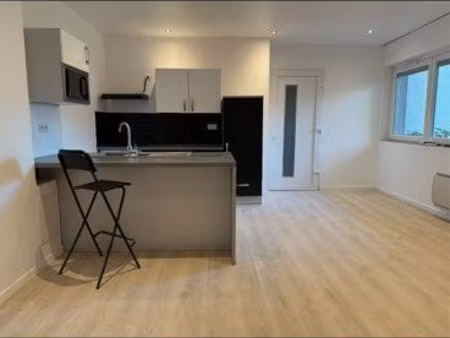 à louer appartement f2 avec cours à audun-le-tiche