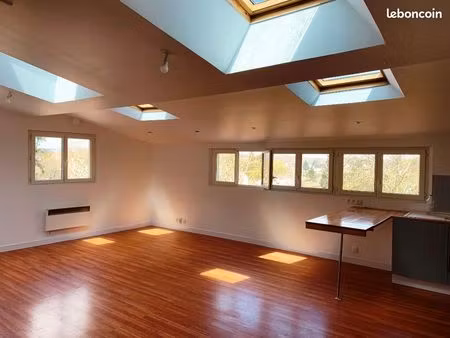appartement 1 pièce 68 m²