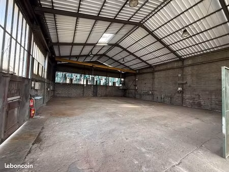 location local industriel