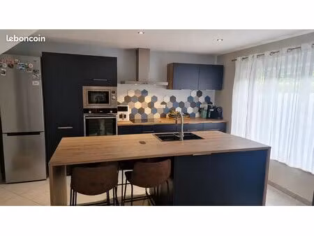 ? maison individuelle de 120 m² sur 1 123 m² de terrain avec parcelle constructible de 200