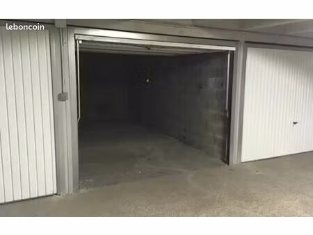garage fermé   box