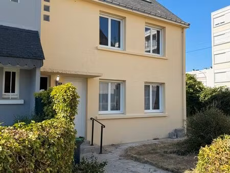 maison atypique de 118m2 rénovée – lorient (kerulvé)