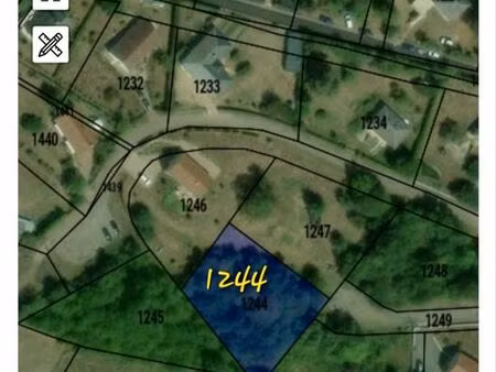 ? terrain constructible – 1.514 m² – proche lac de pannecière – morvan