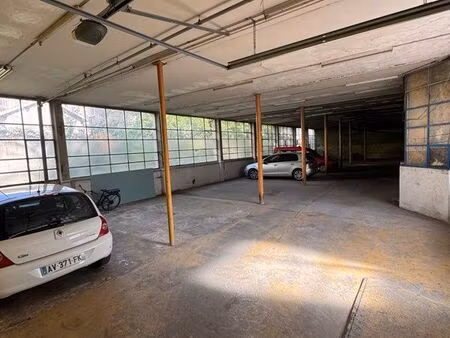 parking moto