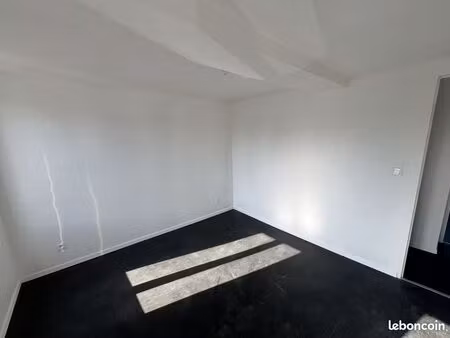 maison de ville 7 pièces 80 m²