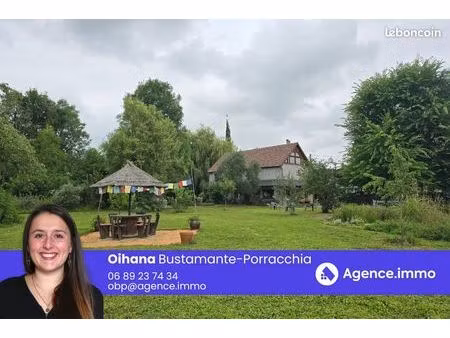 maison 9 pièces 274 m²