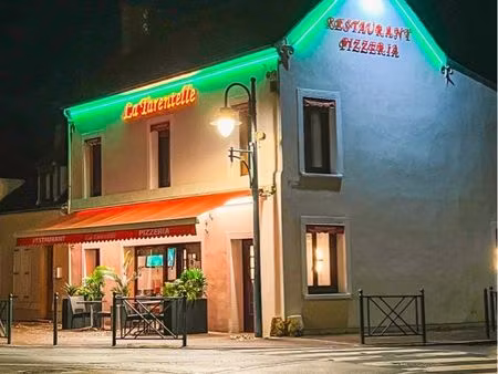 restaurant pizzeria