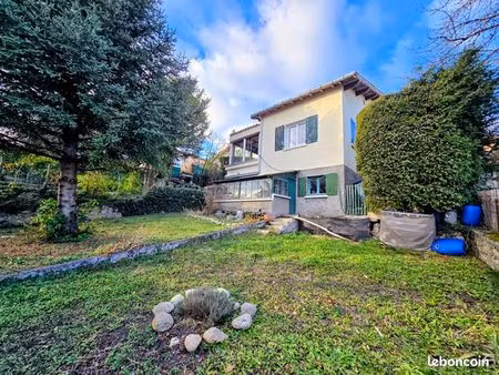 maison 6 pièces 87 m²