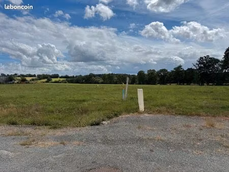 terrain 482 m² chailland