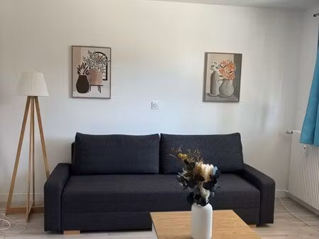 grand studio meublé 32m2