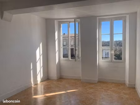 studio 1 pièce 37 m²