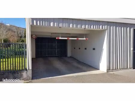 parking souterrain sécurisé pellegrin