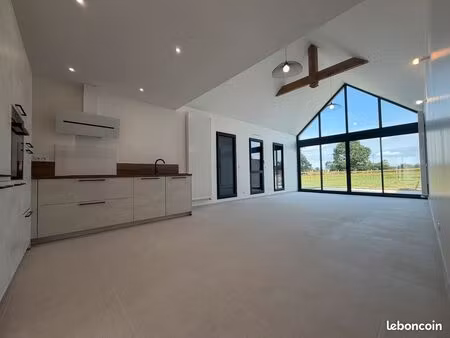 maison neuve de standing à louer
