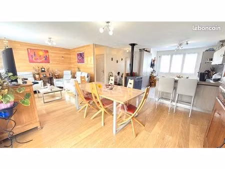 maison 6 pièces 122 m²