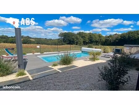maison 8 pièces 226 m²