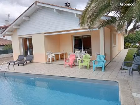 maison f4 avec piscine de plain pied et 700m² de parcelle