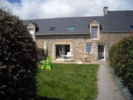 location t4 dans longère