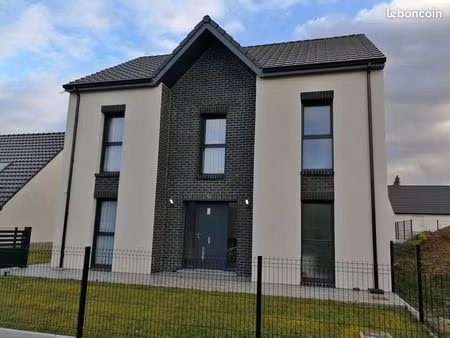 maison 7 pièces 110 m²
