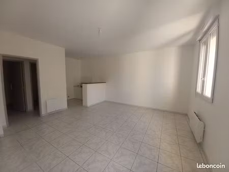 studio 1 pièce 35 m²