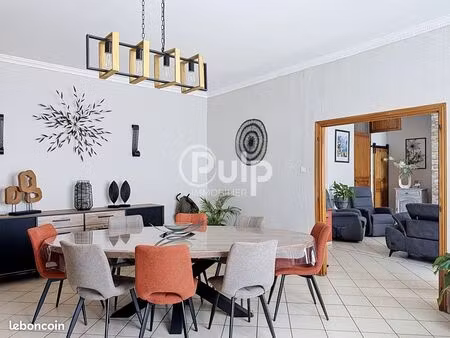 maison de ville 6 pièces 149 m²