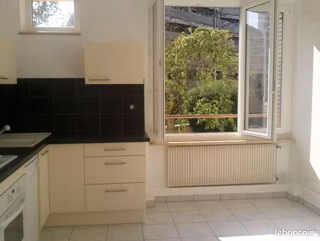 appartement grand f1