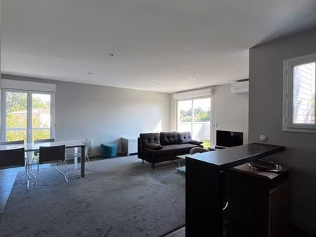 location en meublé appartement t3 de 83m2