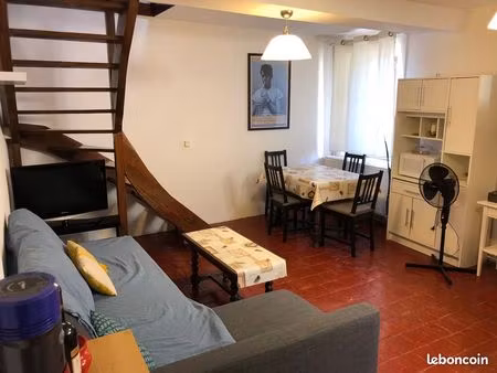 studio duplex 35m2 meublé - centre ville de paray-le-monial