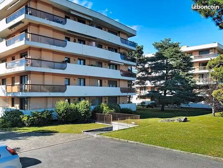 appartement 3 pièces 69 m²