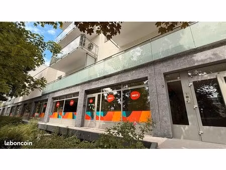 bureaux 150 m² marcq-en-baroeul