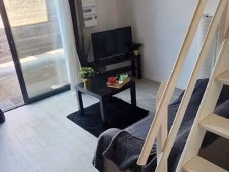 studio avec lit en mezzanine pour étudiant
