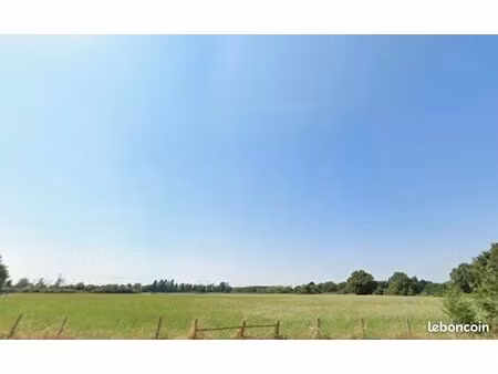 terrain 383 m² spay