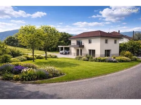 exclusif t2 de 46 m² en rez-de-jardin en brs