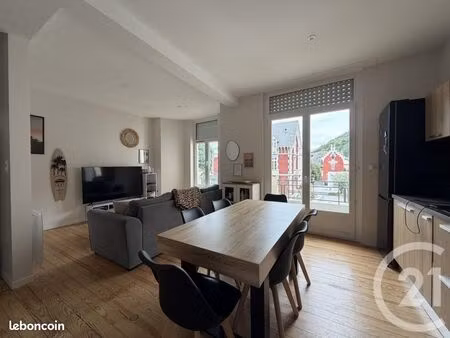 appartement 3 pièces 64 m²