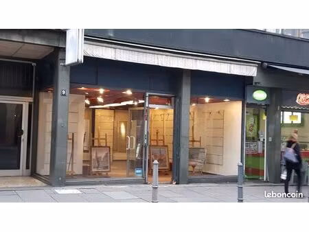 t. beaux magasins 36 ou 65 m² stbg hyper centre