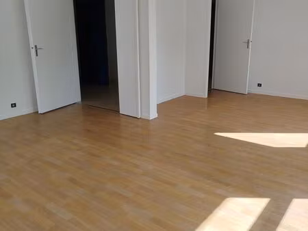 à louer – appartement t4 de 97 26 m² – bordeaux caudéran