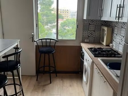 chambre 1 pièce 24 m²
