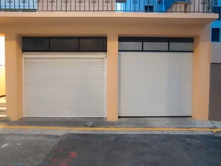 box de stockage - stationnement