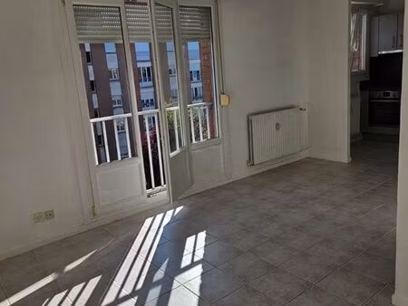 appartement 25m2 - loos proche fac