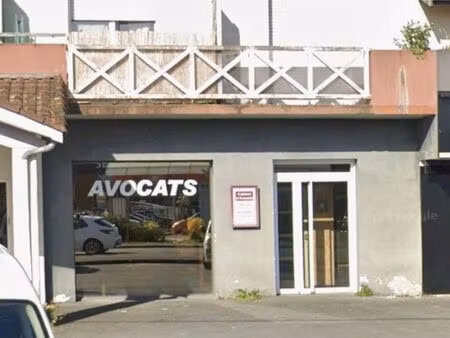 murs commerciaux 48 m² yvrac