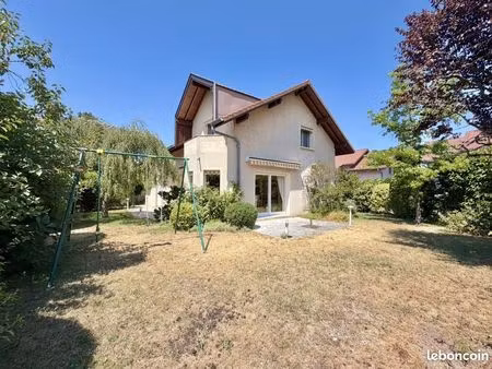 maison 6 pièces 143 m²