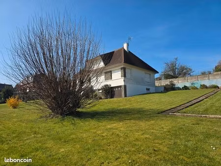 pavillon 6 pièces 141 m²