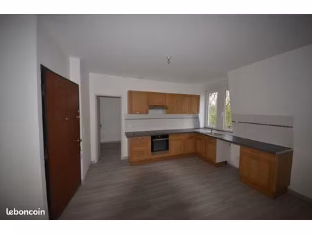 tres bel appartement t3