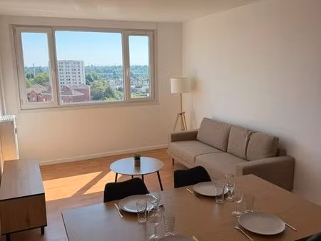 t2 meublé 50m2 balcon et cave