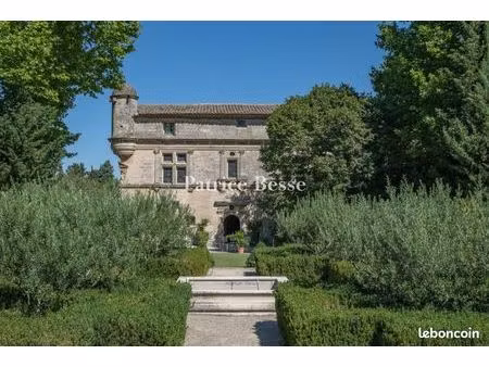manoir 20 pièces 1 200 m²