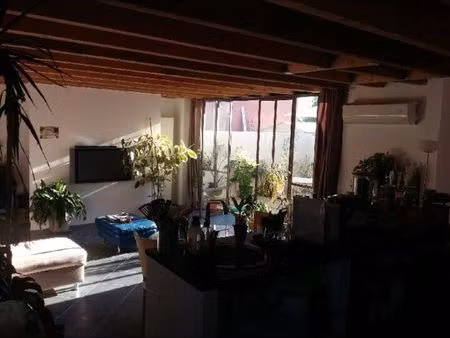 location maison de ville