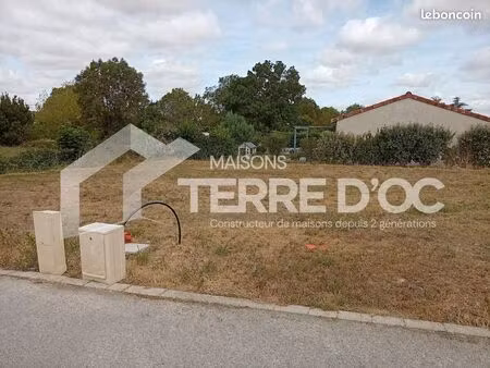 terrain 600 m² soreze